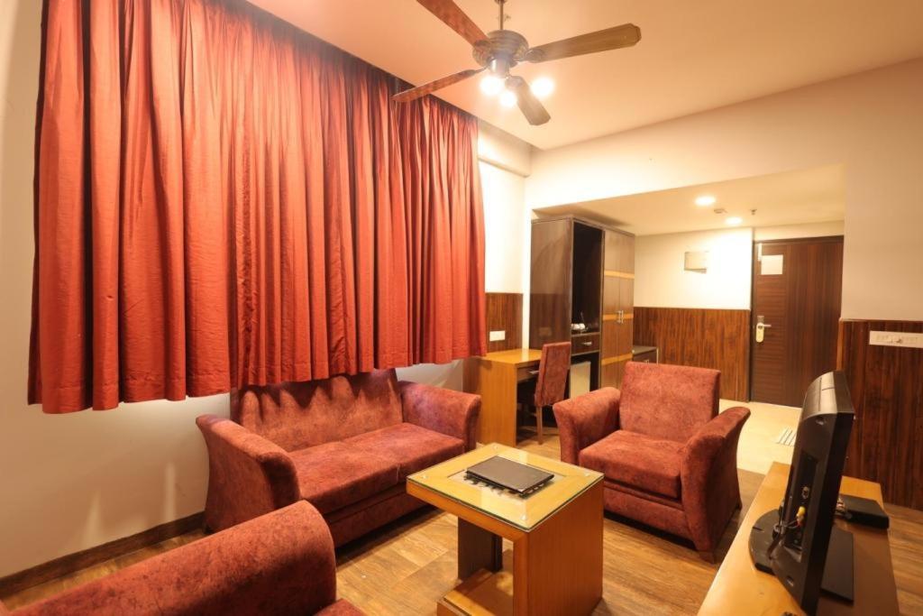 Hotel The Amaris Rishīkesh Extérieur photo