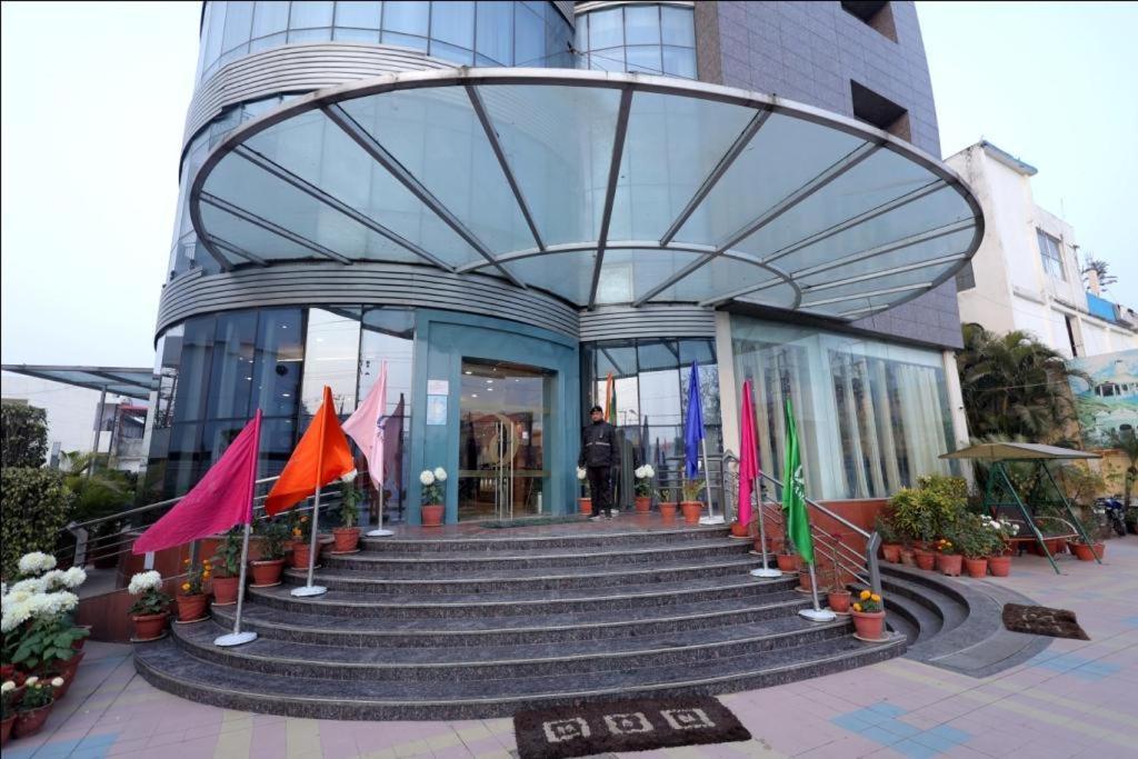 Hotel The Amaris Rishīkesh Extérieur photo