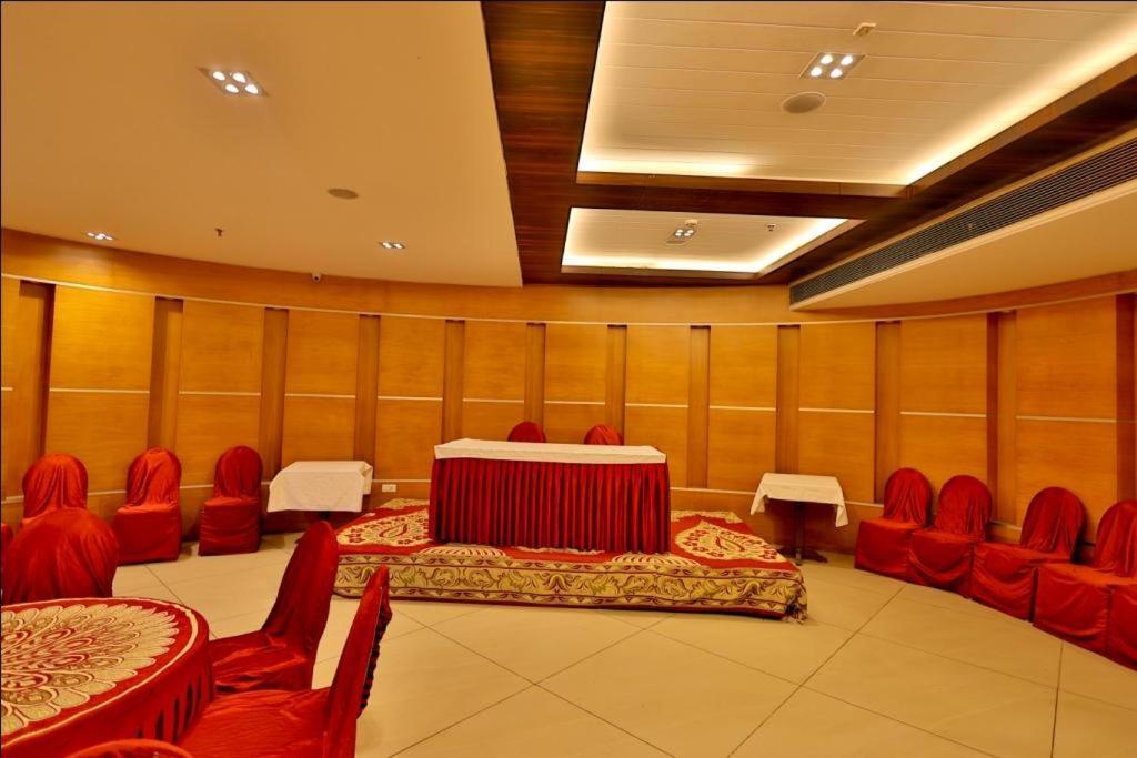 Hotel The Amaris Rishīkesh Extérieur photo