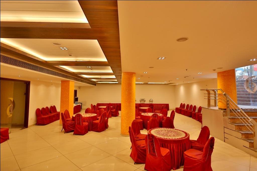 Hotel The Amaris Rishīkesh Extérieur photo