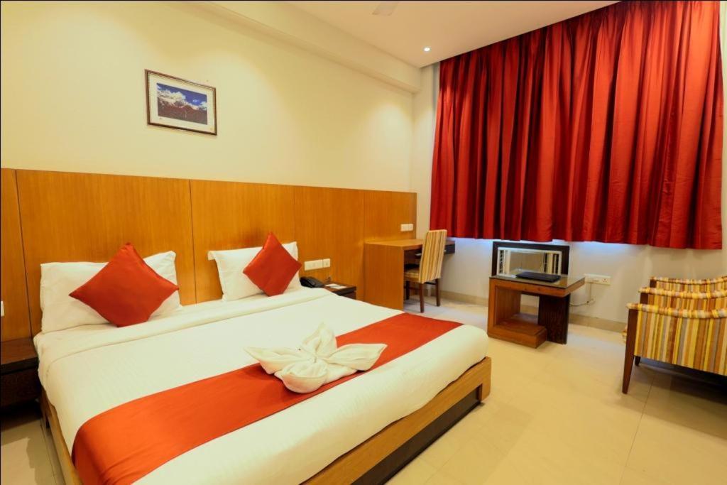 Hotel The Amaris Rishīkesh Extérieur photo