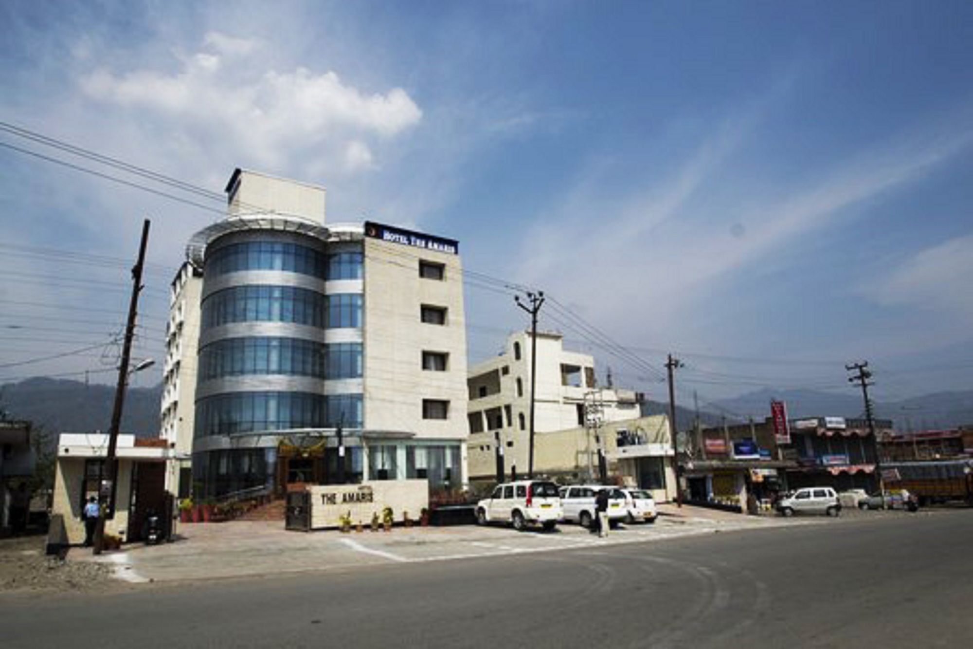 Hotel The Amaris Rishīkesh Extérieur photo