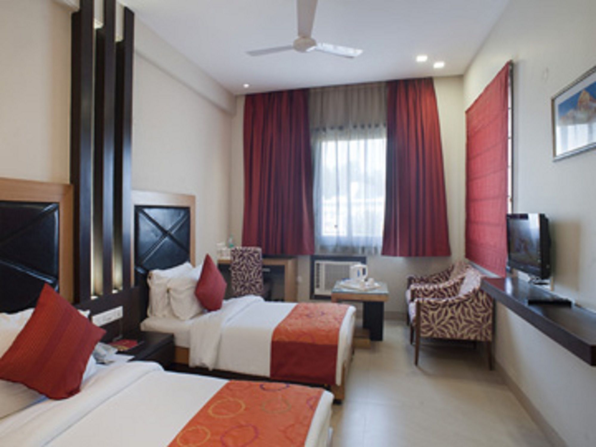Hotel The Amaris Rishīkesh Extérieur photo